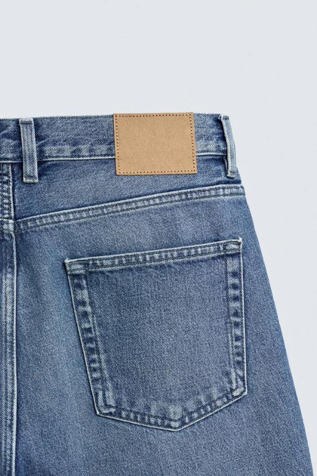 Straight Stretchable Denim - Lee